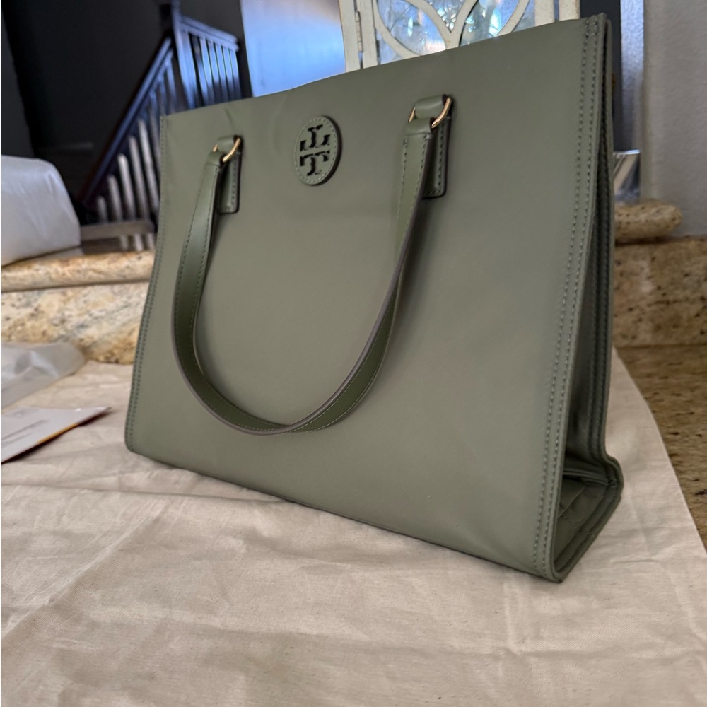 Tory Burch 160633 Ella Small Nylon Tote Handbag Palm Leaf Green - Picture 2 of 12
